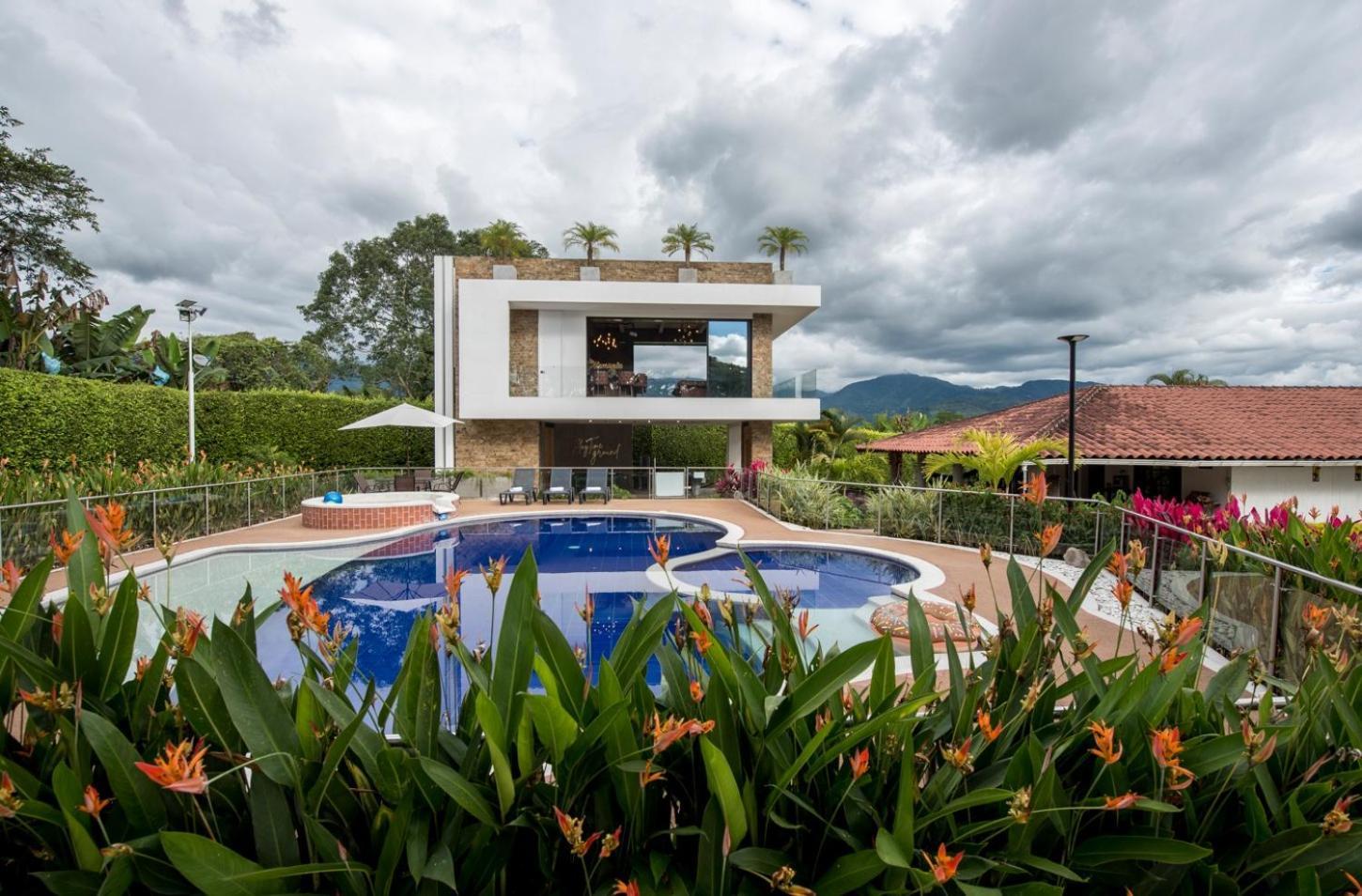Chalet La Alemania Calarcá Εξωτερικό φωτογραφία